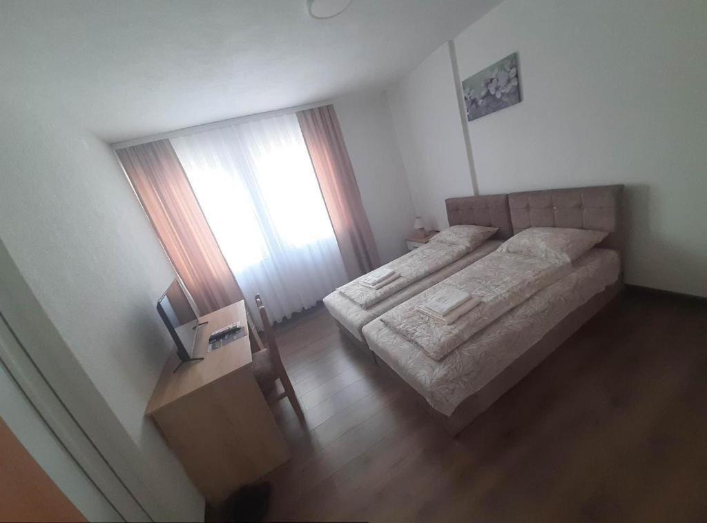 سينيتشا Apartmani Centar المظهر الخارجي الصورة