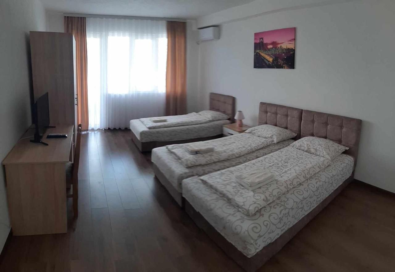 سينيتشا Apartmani Centar المظهر الخارجي الصورة