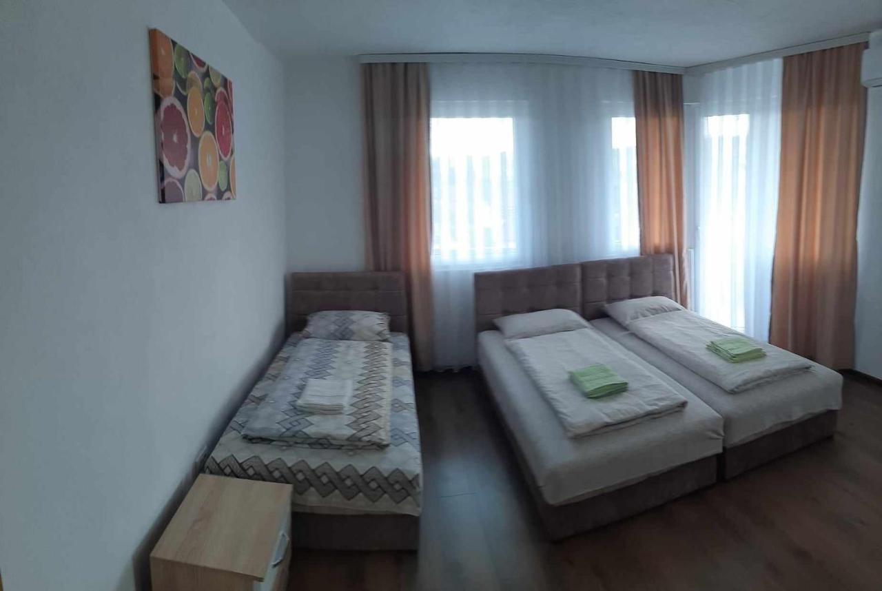 سينيتشا Apartmani Centar المظهر الخارجي الصورة