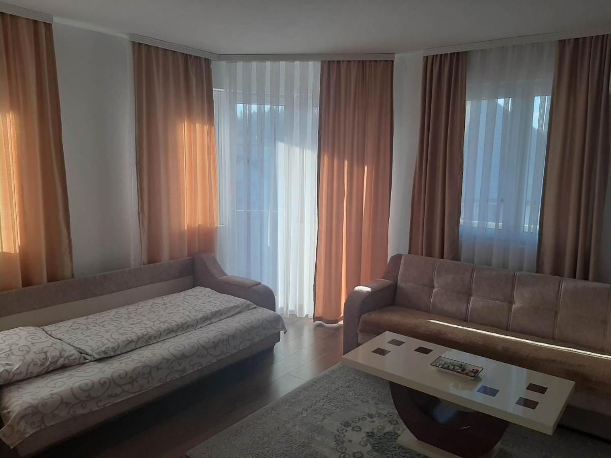 سينيتشا Apartmani Centar المظهر الخارجي الصورة