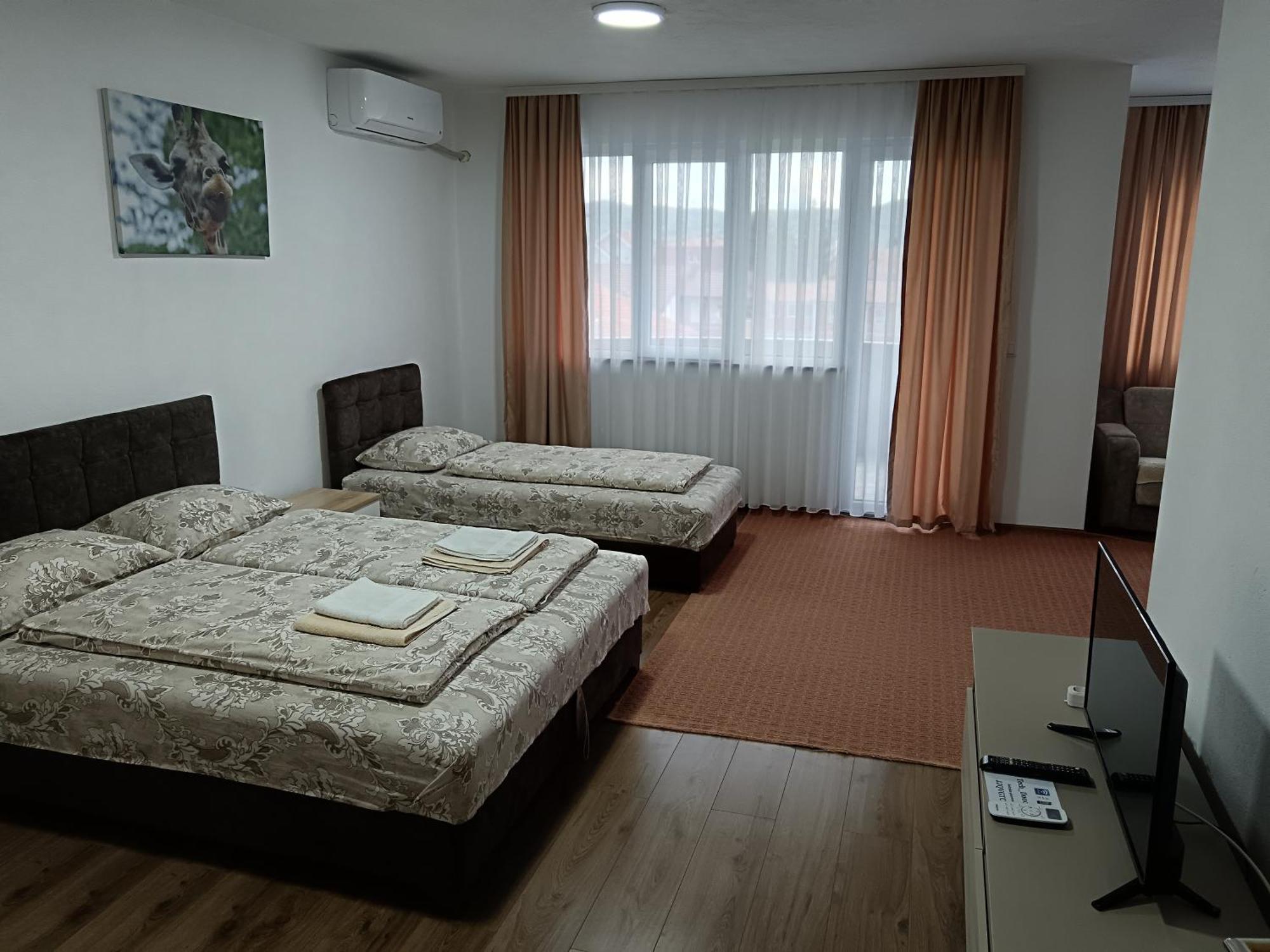 سينيتشا Apartmani Centar المظهر الخارجي الصورة